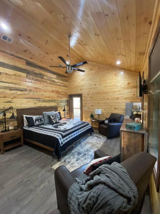 The Grand Tennessean Cabin- Four Bedroom Luxury Cabin In The Mountains Pigeon Forge Eksteriør billede