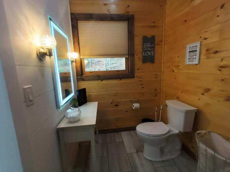 The Grand Tennessean Cabin- Four Bedroom Luxury Cabin In The Mountains Pigeon Forge Eksteriør billede