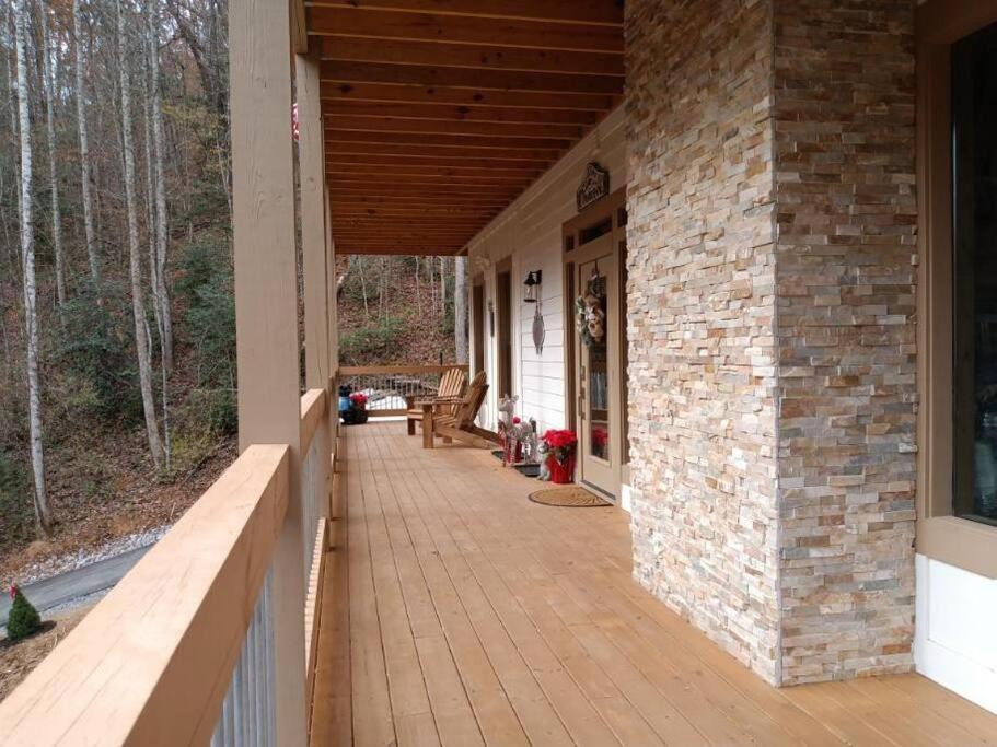 The Grand Tennessean Cabin- Four Bedroom Luxury Cabin In The Mountains Pigeon Forge Eksteriør billede