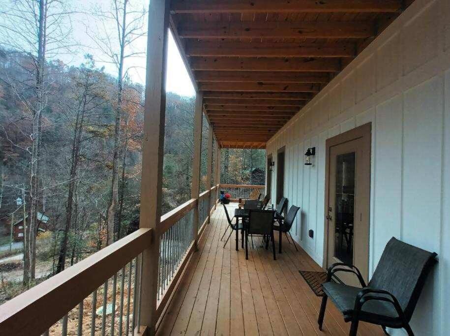 The Grand Tennessean Cabin- Four Bedroom Luxury Cabin In The Mountains Pigeon Forge Eksteriør billede