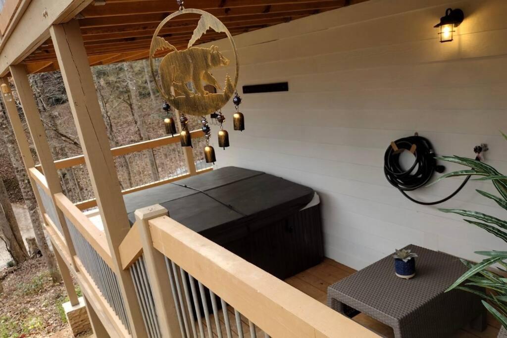 The Grand Tennessean Cabin- Four Bedroom Luxury Cabin In The Mountains Pigeon Forge Eksteriør billede