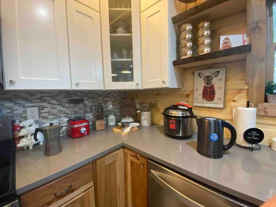 The Grand Tennessean Cabin- Four Bedroom Luxury Cabin In The Mountains Pigeon Forge Eksteriør billede